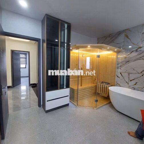 Nhà mặt tiền 7 tầng, ,thang máy Tân Thới Nhất gần ga Metro Tham Lương 
