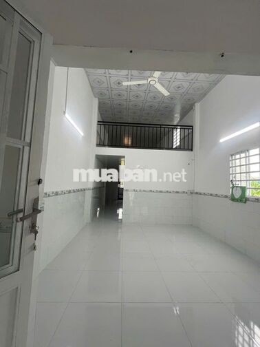 Chính chủ cho thuê nhà mặt tiền Đức Hòa Thượng Long An