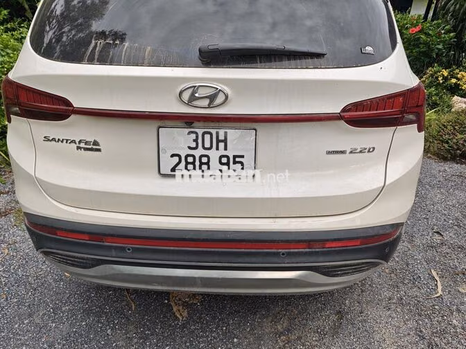 Hyundai Santa Fe Premium HTRAC 2.2D Trắng