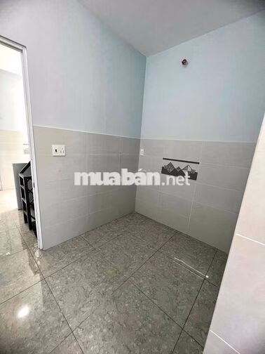 Chính chủ cho thuê nhà nguyên căn Nguyễn Khoái, Quận 4