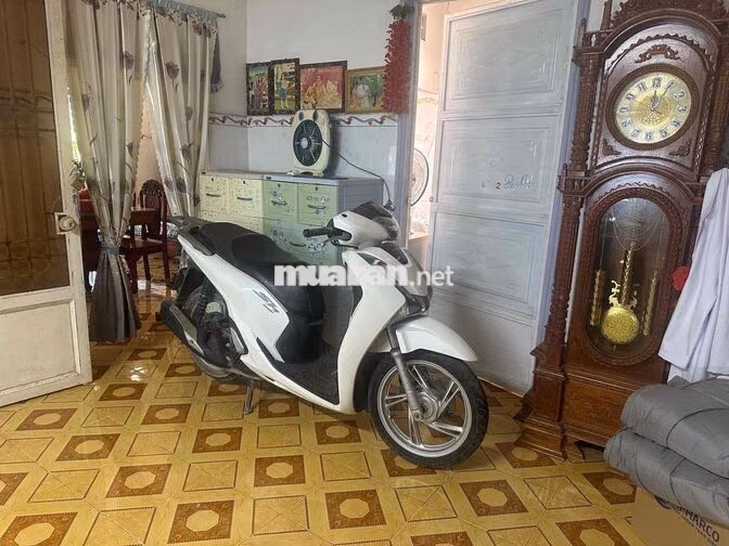 Honda SH 125 2017 Trắng 22.000 km