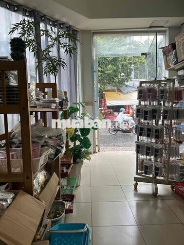 cho thuê vỉa hè/ share mặt tiền kd phía trong đường tân hương