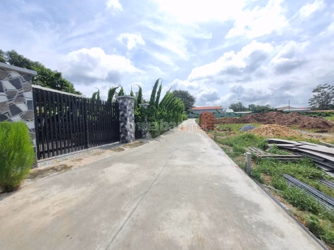 Đất thổ cư gần KCN Phước Đông. 5x35 giá 420tr TL 