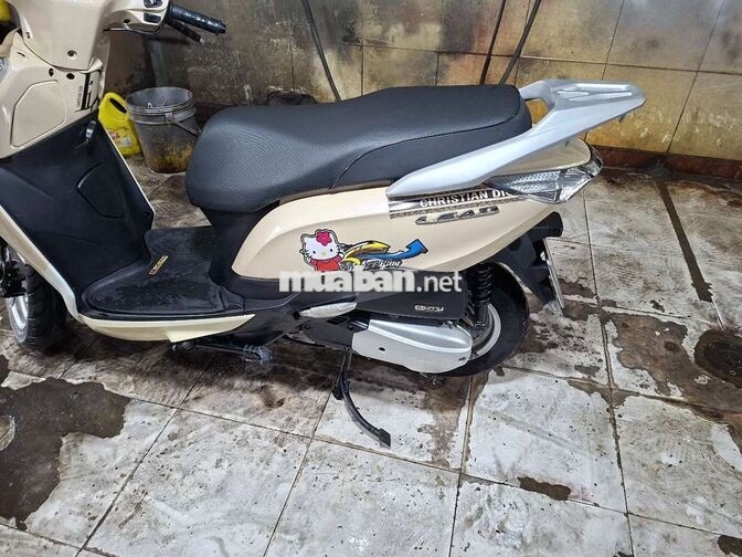 Honda LEAD 125 FI 2013 Vàng kem