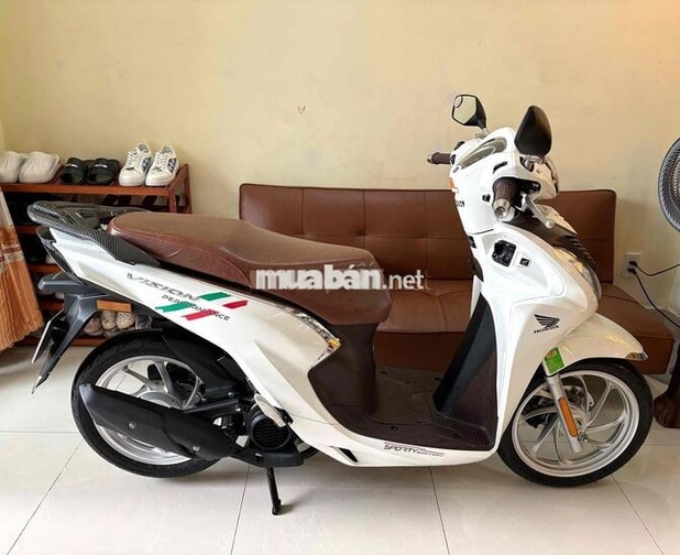 Honda Vision  2022 Bstp Smartkey Đèn Led 9 Chủ
