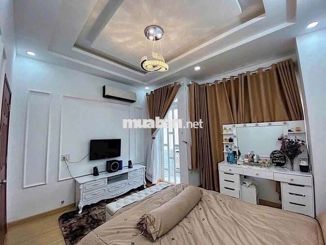 Nhà Full Nội Thất 1 Trệt 3 Lầu 4PN Hẻm KDC Nam Long Trần Trọng Cung