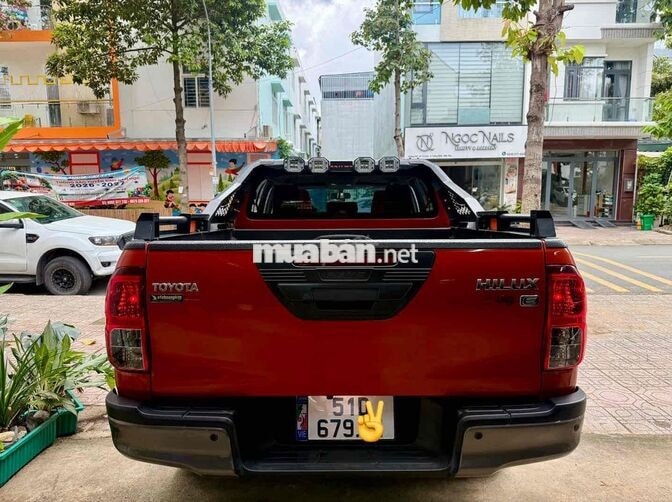 Toyota Hilux 2021 AT 4x2 Dầu Cam