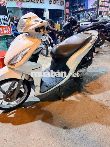 Honda Vision 2018 Trắng
