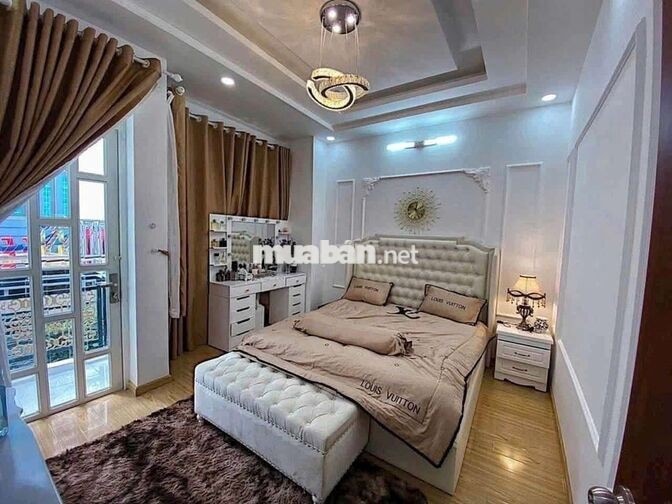 Nhà Full Nội Thất 1 Trệt 3 Lầu 4PN Hẻm KDC Nam Long Trần Trọng Cung