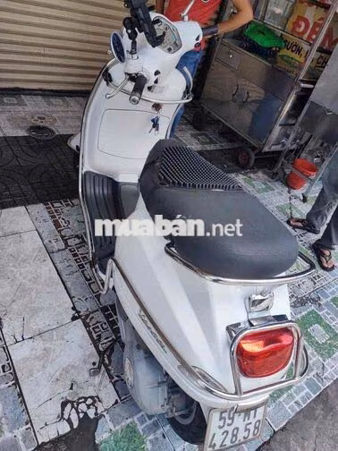 Piaggio Vespa Primavera Trắng  3vie