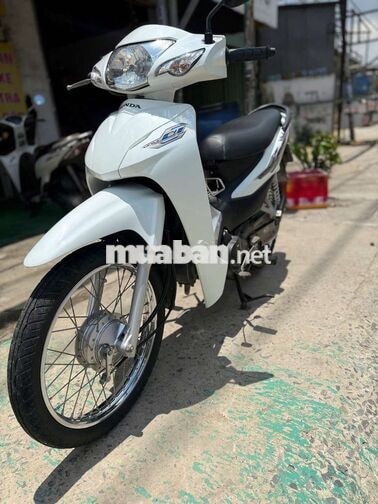 Wave Alpha 2023 Trắng lướt đẹp keng k lỗi nhỏ