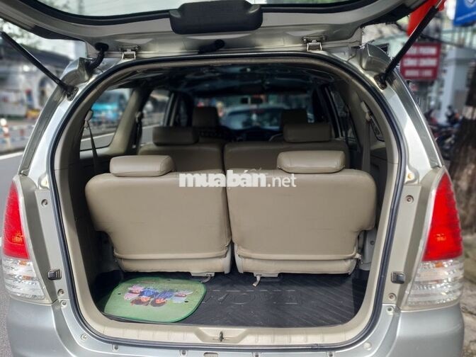 Toyota Innova 2.0G 2010 Bạc Ghế da
