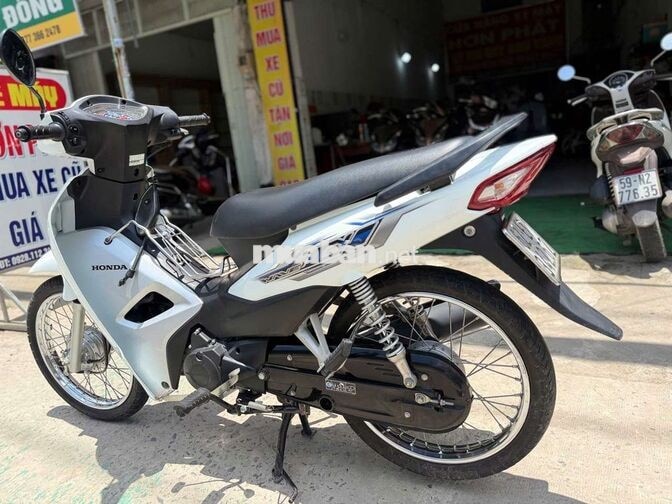 Wave Alpha 2023 Trắng lướt đẹp keng k lỗi nhỏ