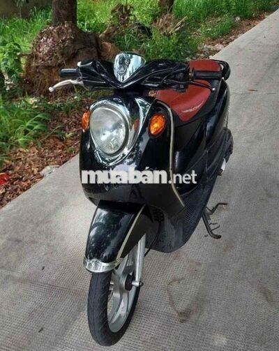 Yamaha Classico Xe tay ga Đen bóng