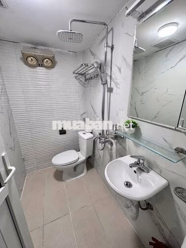 CHO THUÊ CĂN HỘ STUDIO BAN CÔNG ĐẦY ĐỦ NỘI THẤT NẰM THỤY KHUÊ - TÂY HỒ