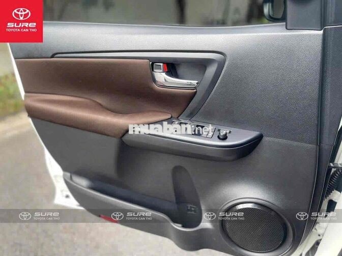 Toyota Fortuner G 4x2 MT 2020 Trắng 103.000KM