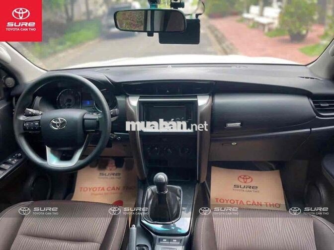Toyota Fortuner G 4x2 MT 2020 Trắng 103.000KM