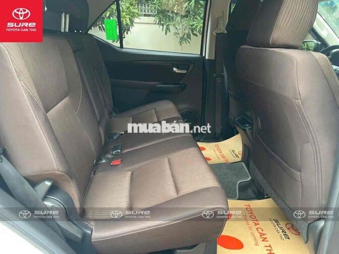 Toyota Fortuner G 4x2 MT 2020 Trắng 103.000KM
