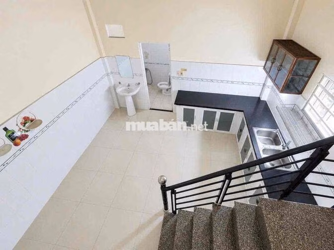 nhà cũ - tiện xây mới Cách Mạng tân phú - nhỉnh 6 tỷ