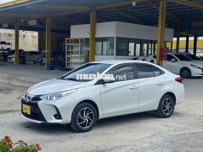 hơn 300 tr cần Vios Sàn Trắng alo em