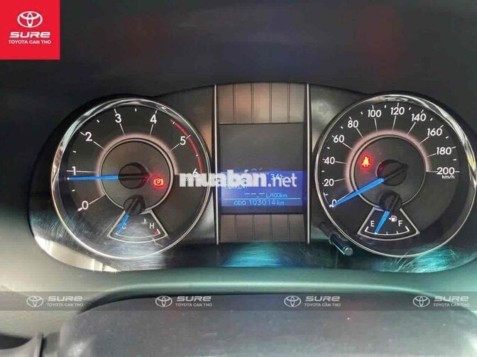 Toyota Fortuner G 4x2 MT 2020 Trắng 103.000KM