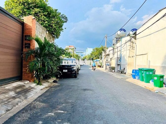 50TR/M2_ĐẤT BUILDING KHỦNG_TRƯỜNG THỌ, THỦ ĐỨC_1245M2 THỔ CƯ_30x41m