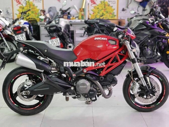 Ducati 795 2012 màu Đỏ