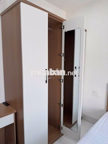 Chính Chủ cho thuê 1pn 30m2 - Ban công Thang máy Hẻm xe hơi tân nhà