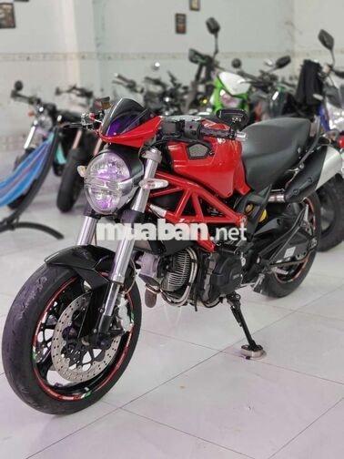 Ducati 795 2012 màu Đỏ