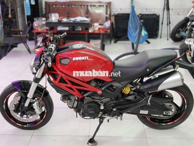 Ducati 795 2012 màu Đỏ