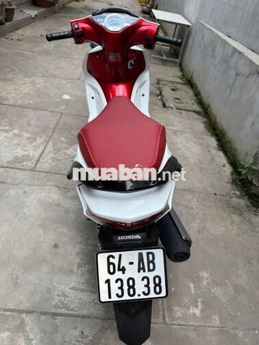 Honda Future Trắng đỏ 65.525 km