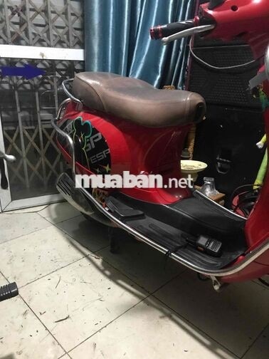 Piaggio Vespa LX 125 Đỏ