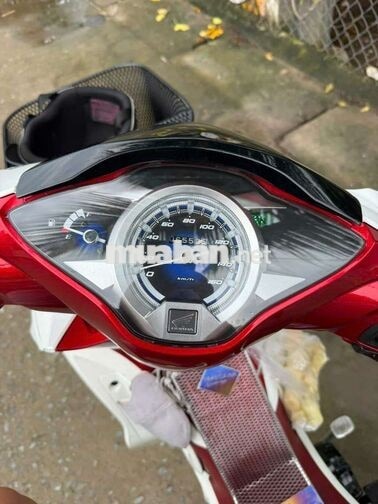 Honda Future Trắng đỏ 65.525 km