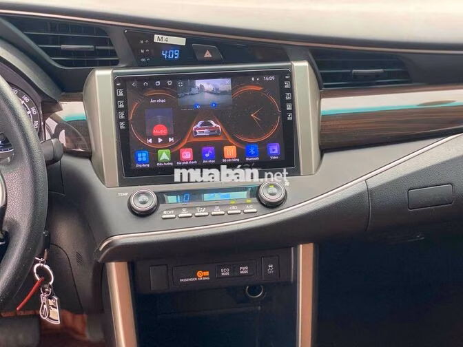 Toyota Innova 2.0G 2019 Bạc Tự động