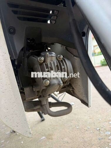 Honda Future Trắng đỏ 65.525 km