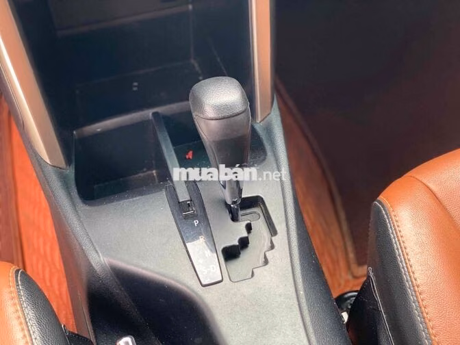 Toyota Innova 2.0G 2019 Bạc Tự động