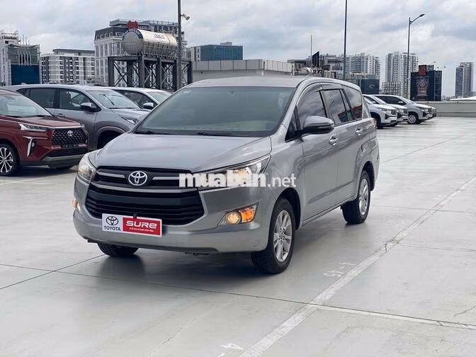 Toyota Innova 2.0G 2019 Bạc Tự động