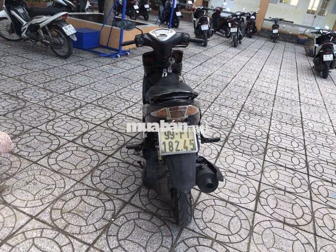 Yamaha Luvias Nâu Xe tay ga