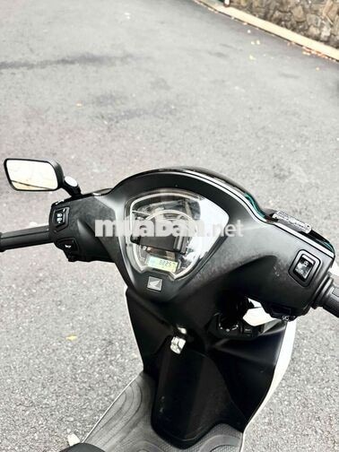 Honda Vision 2024 Trắng đen 30 ngàn km