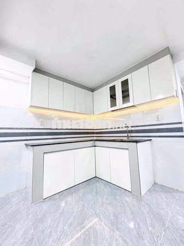 nhà bán bình tân gần Aeon TÂN PHÚ DT: 4M*12M  mua ở kinh doanh phù hơp