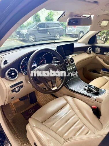Mercedes-Benz GLC 300 Đen 133208 km