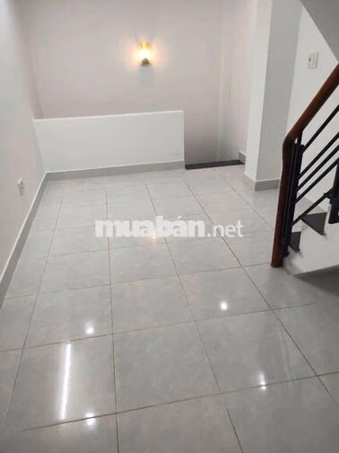 Nhà 30m2 x 3 tầng cần bán nhanh lê văn lương nhà bè.
