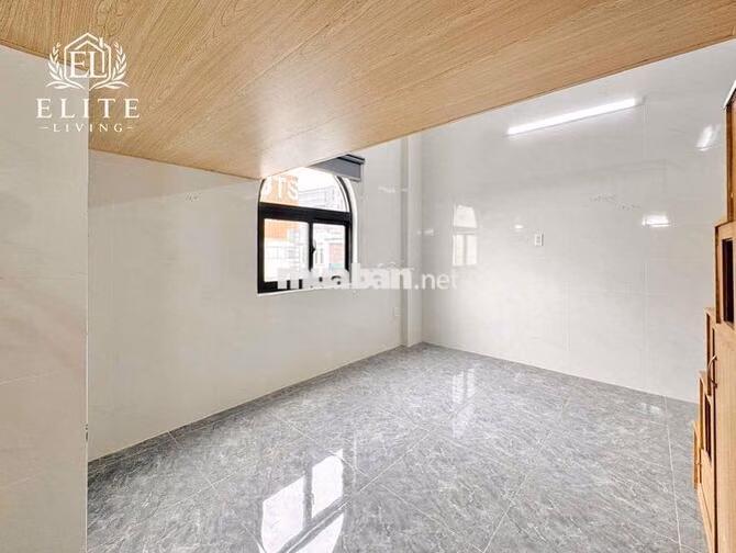 PHÒNG TRỌ CÓ GÁC 1M6 Ở ĐƯỢC 4ng4xe NGAY CỔNG ĐẠI HỌC VĂN LANG CS3