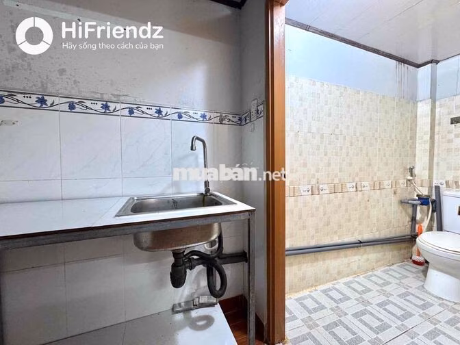 🏡CHO THUÊ PHÒNG GÁC 3,XX MÁY LẠNH KỆ BẾP NGAY GA SÀI GÒN Q3 TRỐNG SẴN🎉