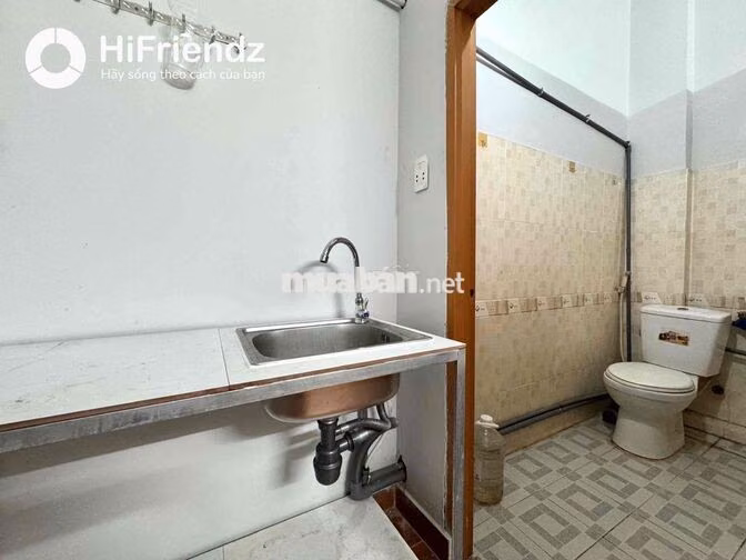 🏡CHO THUÊ PHÒNG GÁC 3,XX MÁY LẠNH KỆ BẾP NGAY GA SÀI GÒN Q3 TRỐNG SẴN🎉