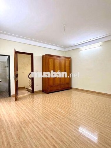 Chỉ 8đ - TT Đống Đa 36m2 5 tầng mt5m - ngõ thông kinh doanh, Hồ Ba Mẫu