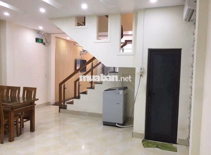 NHÀ 3 TẦNG 5PN 4WC MT AN THƯỢNG