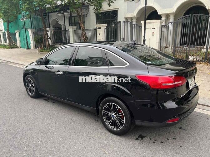 Ford Focus Titanium 2016 100000 km Đen