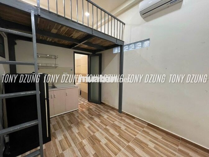 PHÒNG CÓ GÁC SẴN TIỆN NGHI -NGAY CV LÀNG HOA -GẦN CHỢ HẠNH THÔNG TÂY 