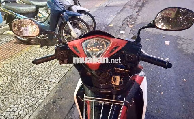 Honda Air Blade 2011 Đỏ trắng đen